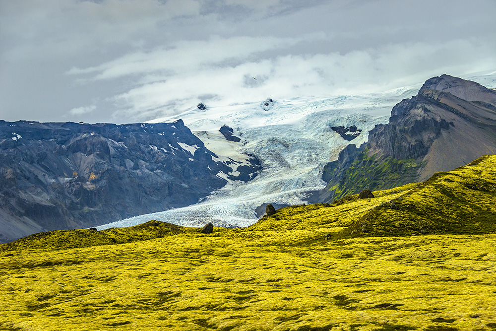 Climate Change travel Vatnajökull Glacier in Iceland is receeding