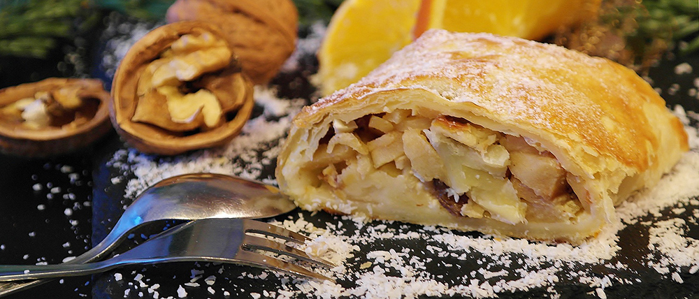 Sweet pastries of Europe Apfelstrudel