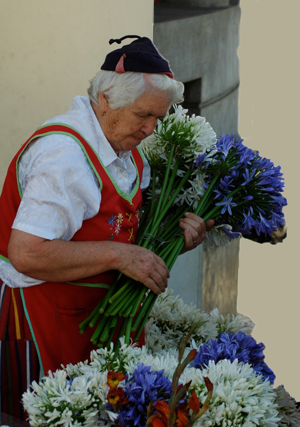 Flower seller, Madeira