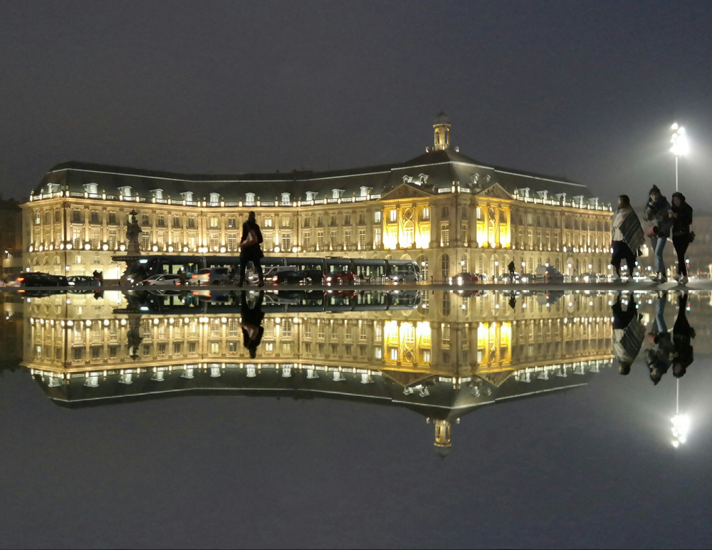 Where in the World Place de Bourse, Bordeaux