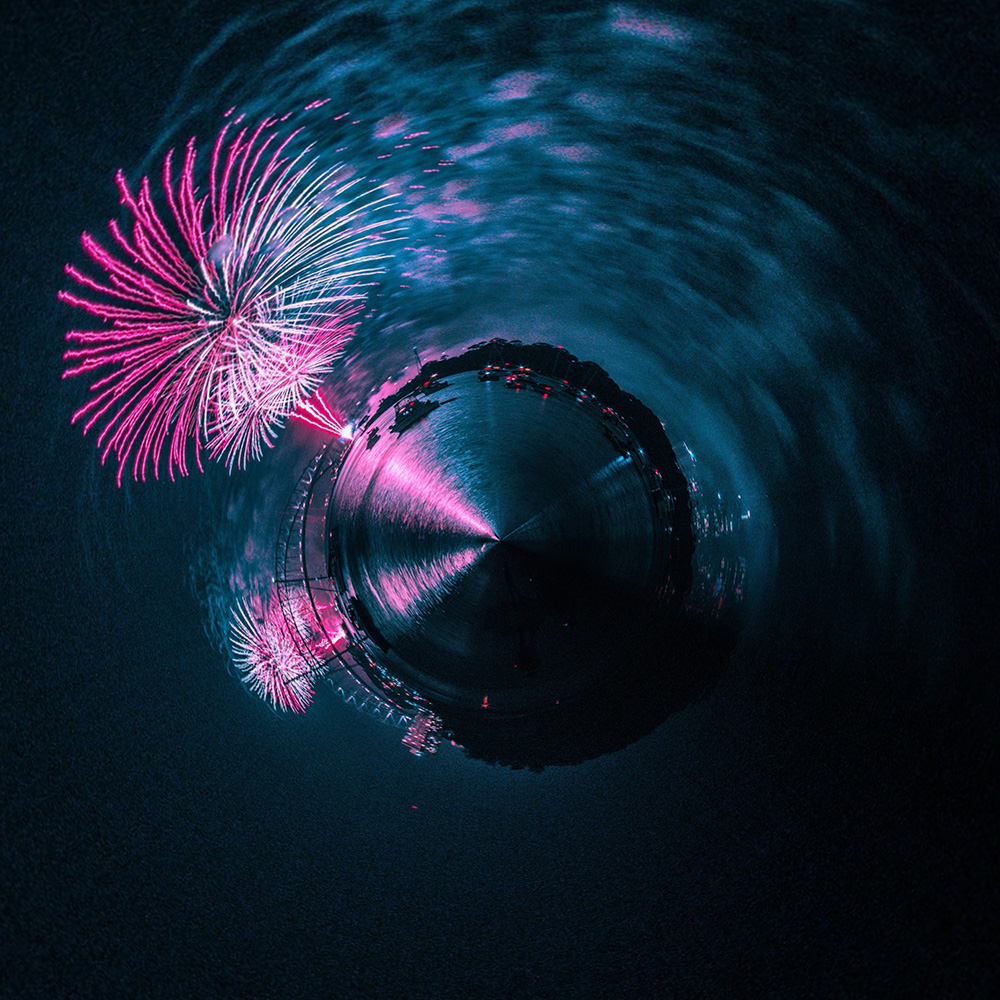 Where in the World 678 distorted city image